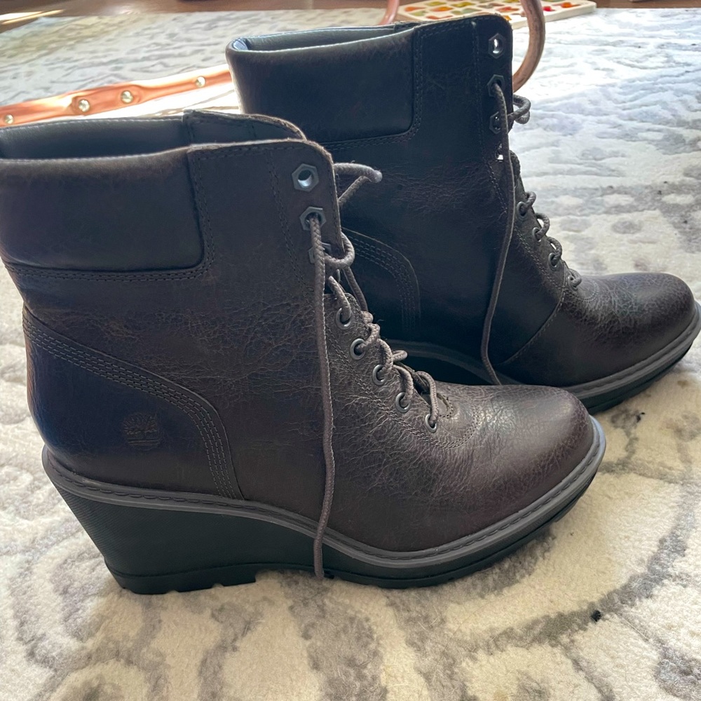 Grey wedge Timberland boot